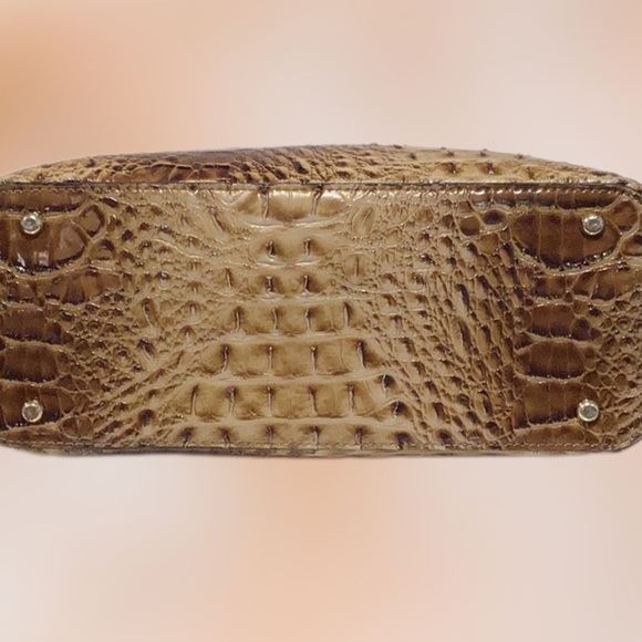 MFK Collection Sophie Crocodile Embossed Tote/Crossbody by Mia K., Vegan Leather - Picture 11 of 13